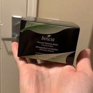 Boscia charcoal makeup remover